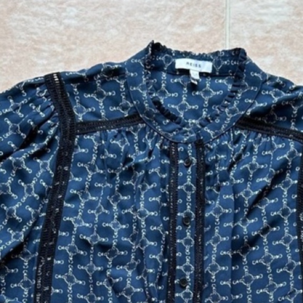 Reiss Navy Chain Patterned Lace Details Blouse - Picture 3 of 3